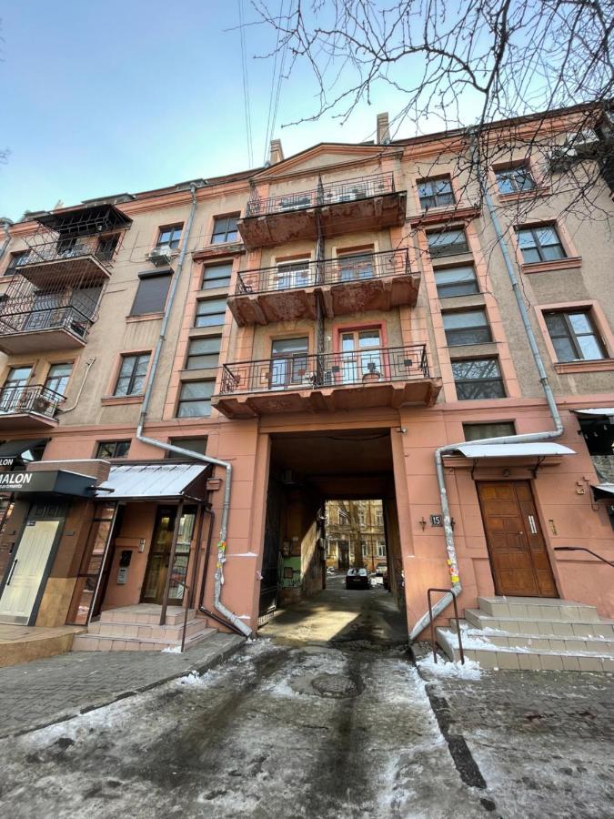 Cozy Apartment On Greek Street 15 오데사 외부 사진