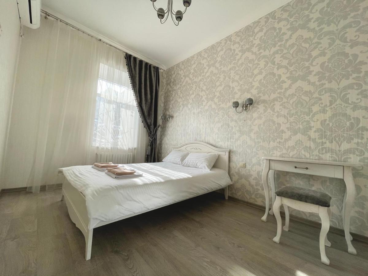 Cozy Apartment On Greek Street 15 오데사 외부 사진