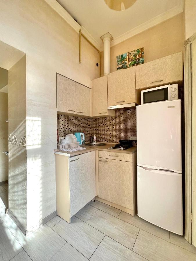 Cozy Apartment On Greek Street 15 오데사 외부 사진