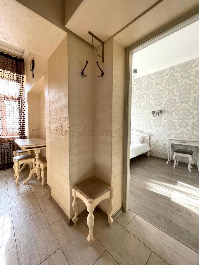 Cozy Apartment On Greek Street 15 오데사 외부 사진